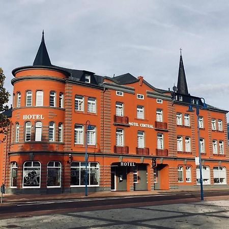 Hotel "Central" Inh Carolin Krause ビッターフェルト＝ヴォルフェン エクステリア 写真
